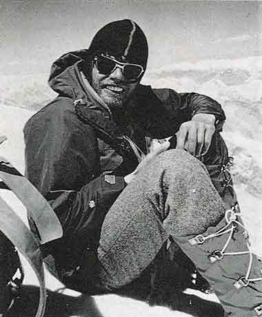 
Reinhold Messner On Gasherbrum I Summit August 10 1975 - G I und G II Herausforderung Gasherbrum book
